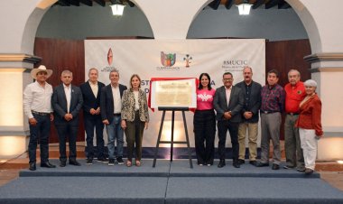 Develan placa por XV aniversario del Museo de la Ciudad de Cuernavaca
