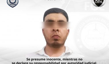 Cae joven en poder de arma de fuego y drogas en Zacatepec