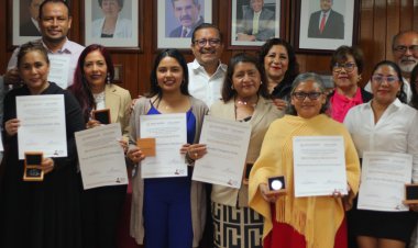 Premian a docentes por estrategias pedagógicas