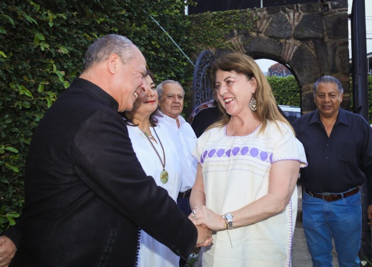 Las tradicionales ofrendas de Ocotepec, apreciadas por embajador de Marruecos