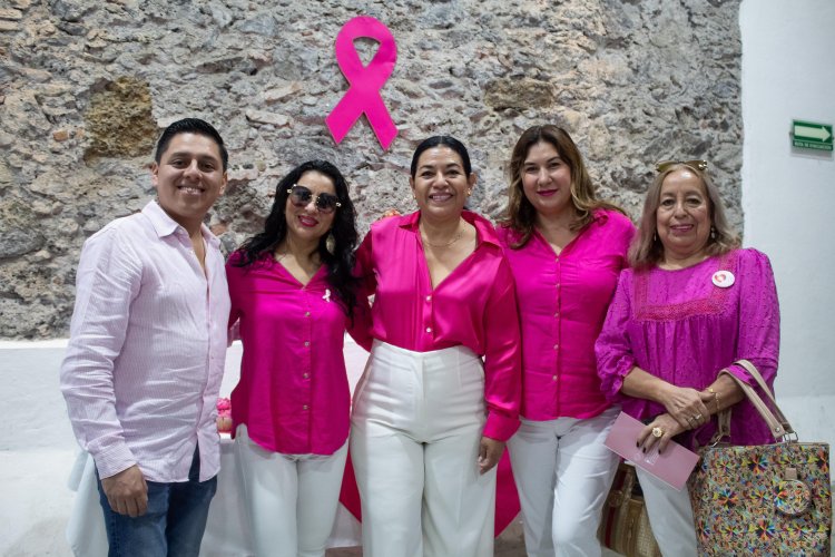 En Jojutla se impartió conferencia sobre  la detección oportuna de cáncer de mama