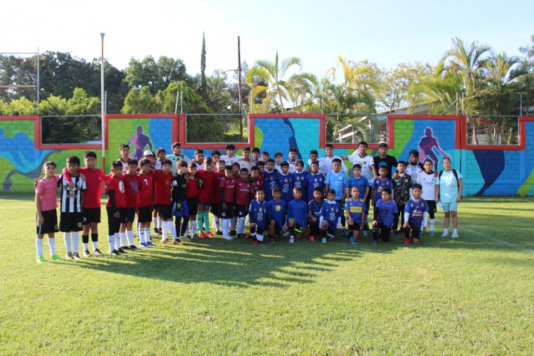 Arrancó el torneo de fútbol  Hay Reta este fin de semana