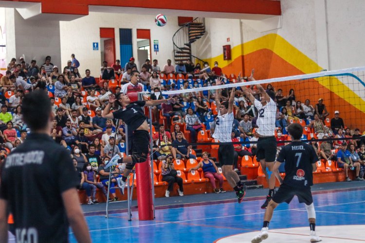 Invitan a participar en torneo de voleibol en el parque Revolución