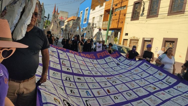 Marchan aquí para erradicar la violencia contra mujeres