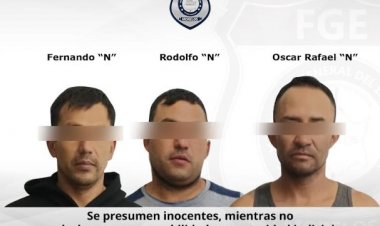 Tres treintañeros, en bola, amargaron a  una empleada a fin de robarle la cuenta