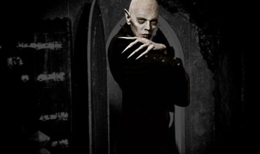 Ponen en venta la cama-sarcófago de Nosferatu