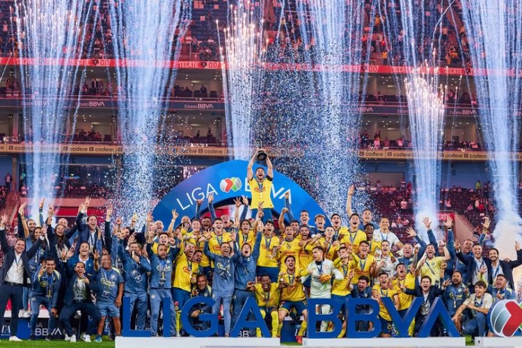 Hugo Sánchez señala: ‘Pese al tricampeonato América no es el más grande’