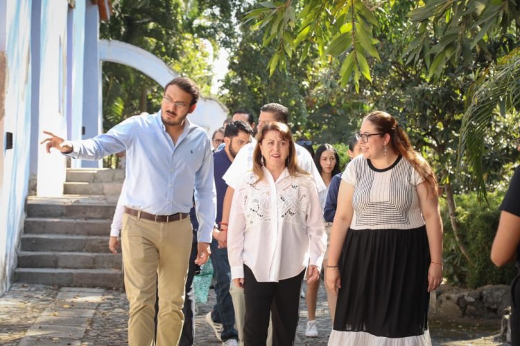 Inauguró la titular del Ejecutivo estatal  el 1 er jardín polinizador en el J. Borda