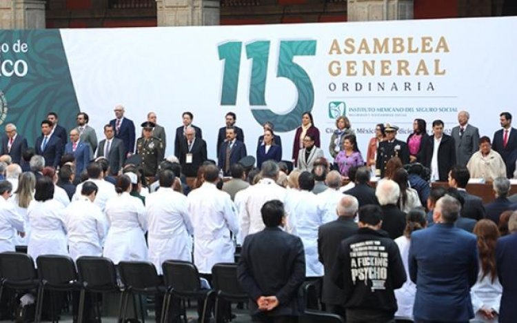 Claudia Sheinbaum encabezó la 115 Asamblea General Ordinaria de IMSS