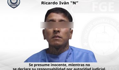 Supuestamente, robó vehículo a mujer con un arma de fuego