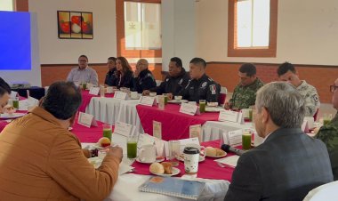 Activa participación de José L.  Uriostegui en Mesa por la Paz