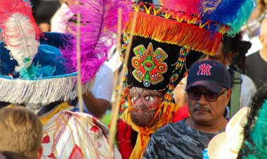 Disfrutaron miles inicio de carnaval en Jiutepec