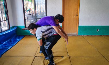 Realiza INDEM visorias para la lucha olímpica