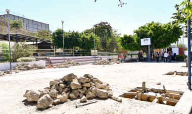 Avanza nueva techumbre en  escuela de Tequesquitengo