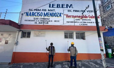 Fumigación en escuelas para evitar varios males