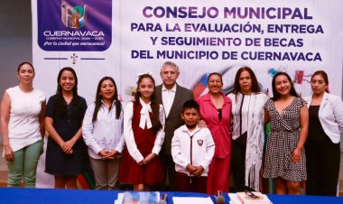 Aprobó Cuernavaca becas  para alumnos de primaria