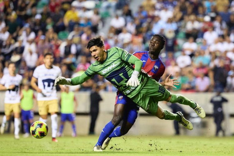 En amistoso en el Coruco, la  garra Puma venció al Atlante