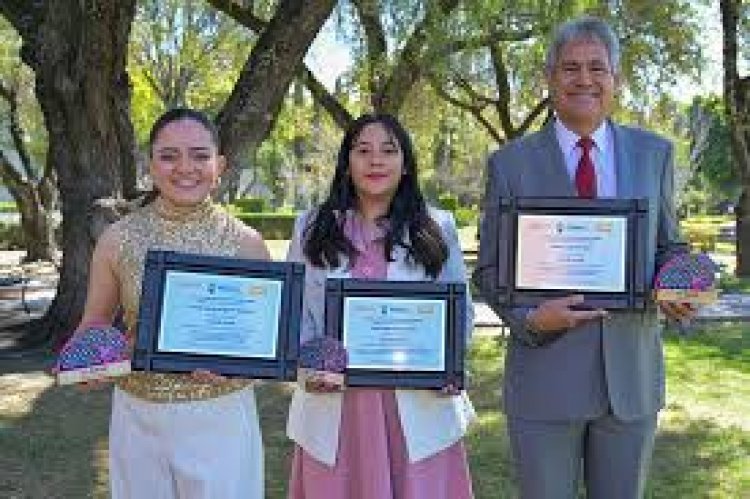 Reconoce la NASA a los primeros periodistas científicos mexicanos