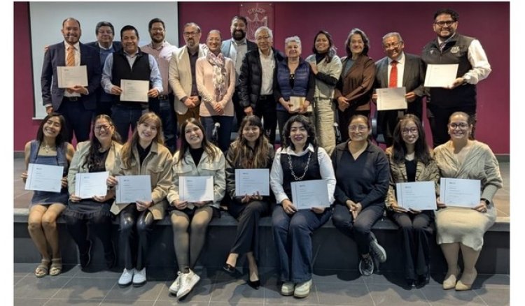 Reconoce la NASA a los primeros periodistas científicos mexicanos