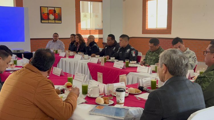 Activa participación de José L.  Uriostegui en Mesa por la Paz