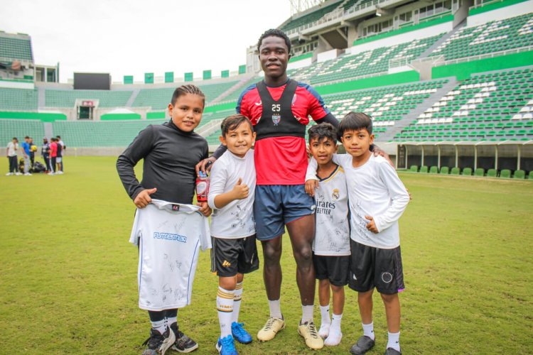 Conviven ganadores de Hay Reta  con jugadores del club Atlante