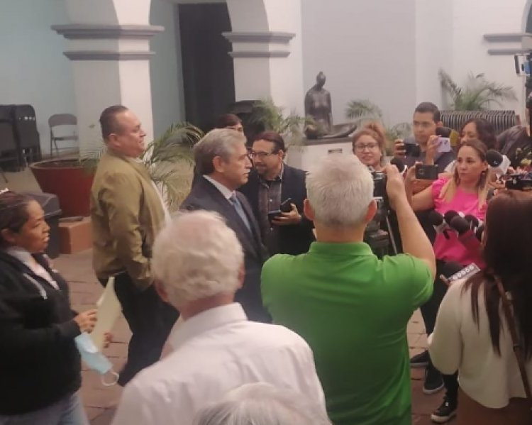 Inédita reunión de alcaldes y gobernadores con Claudia S.