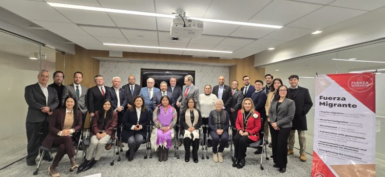 Abre oficinas gobierno del   estado en Washington D. C.