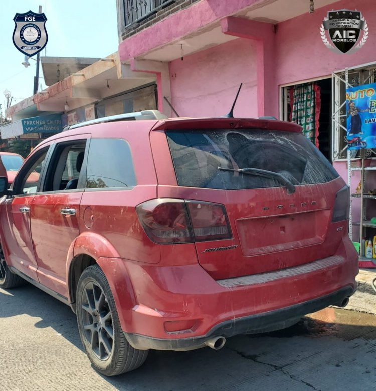 Una Dodge Journey con reporte  de robo fue localizada en Cuautla