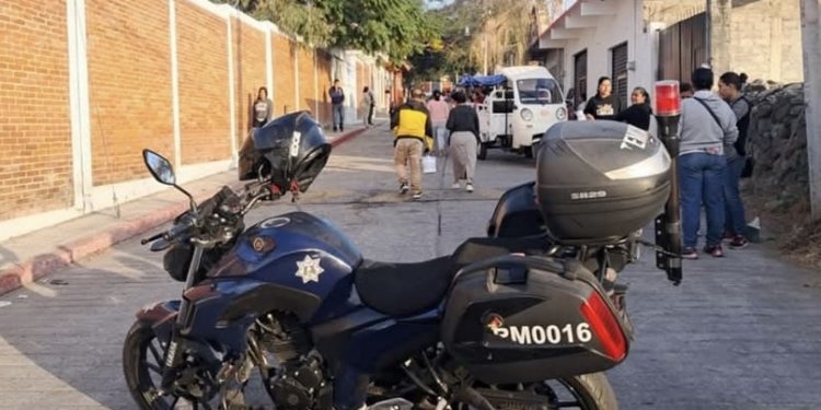 Por denuncias de corrupción, catean a Policía de Temixco