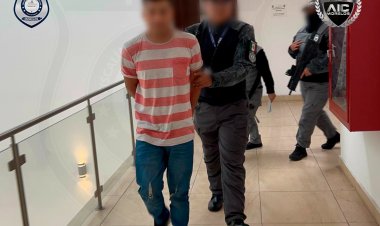 Pistola en mano, despojó a mujer de su camioneta