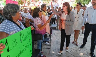 Se apoya a Coatlán del  R. en límites y escrituras