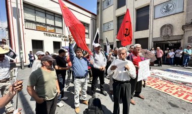 Piden cese de Gamboa por pleito con colectivo