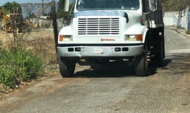 Denuncian depósito de más basura en exmina