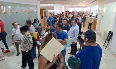 Pasan los días y sigue caos  en Movilidad y Transporte