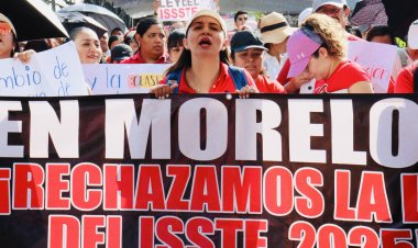 Contra la reforma a Ley del ISSSTE protestaron