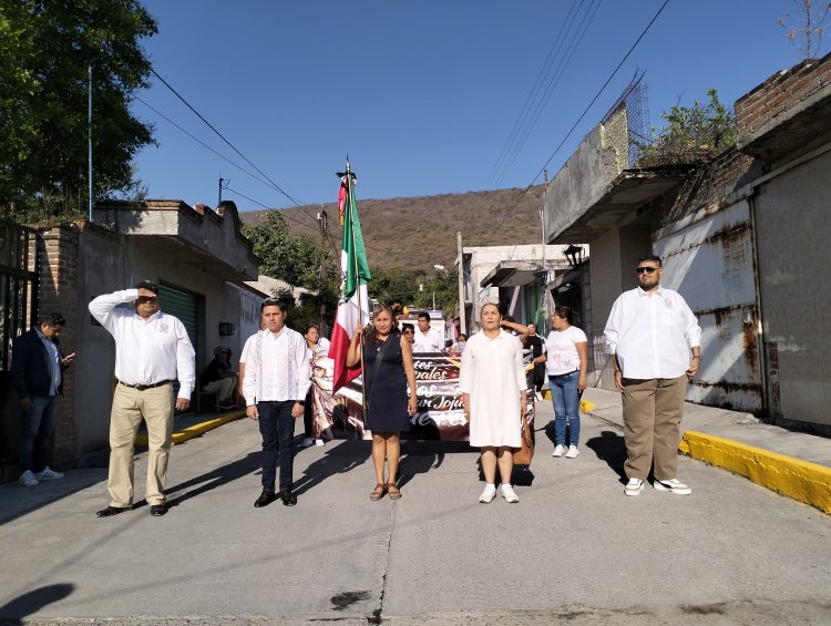 Encabezó el alcalde Alan Martínez  la ceremonia por la Constitución