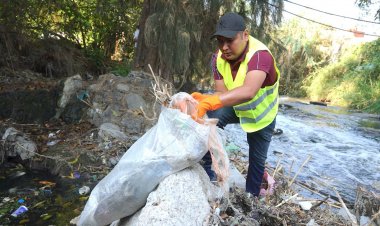 Inician limpieza del Río Apatlaco en E. Zapata