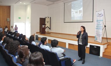 Centro de Investigaciones Químicas recibió a estudiantes de bachillerato
