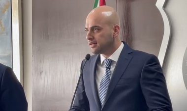 Se defiende el fiscal del  señalamiento de acoso