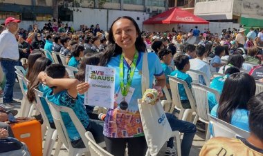 Alumna de Oacalco, con medalla de bronce  en VIII Concurso Nacional de Matemáticas