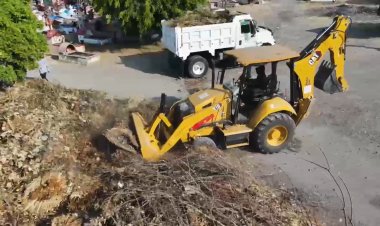 Se realizó mantenimiento al panteón  municipal, Reposo Eterno, de Jiutepec