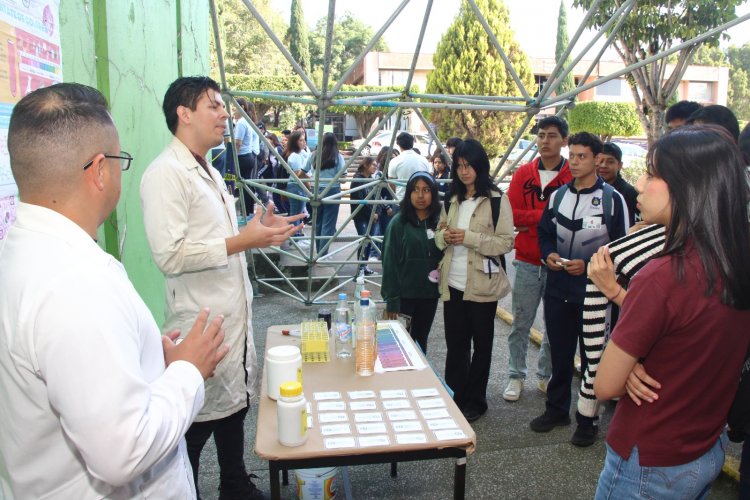 Centro de Investigaciones Químicas recibió a estudiantes de bachillerato