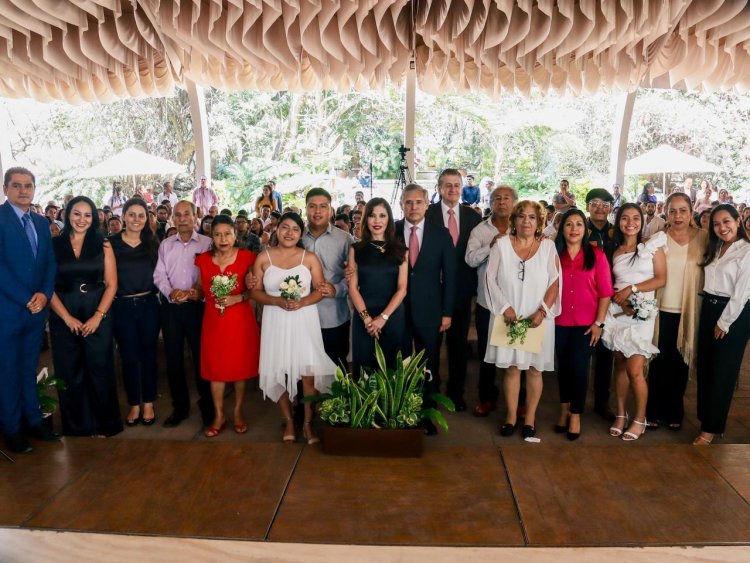 135 parejas dijeron SÍ  en bodas comunitarias