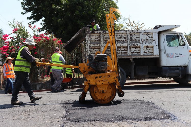 Ayto. de Jiutepec hizo limpieza en camellón del bulevar Cuauhnáhuac