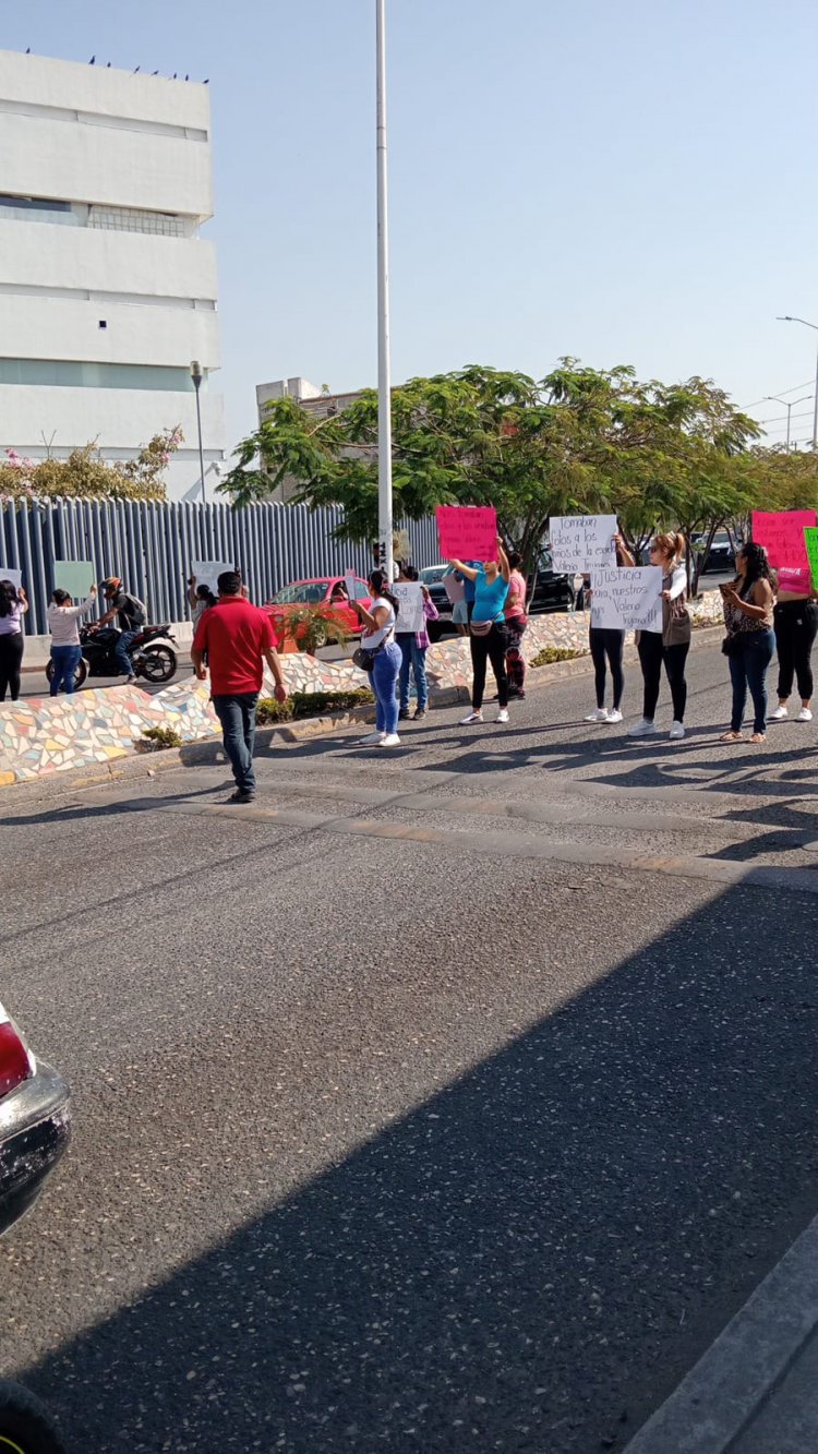 Piden acción de la FGE por pareja que, presuntamente, videograba a menores