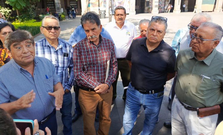 Piden apoyo taxistas  a gobierno de Morelos