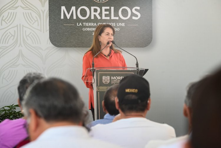 En entrega de techumbre en Jojutla, reafirma Margarita apoyo a alumnos