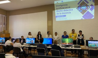 Se impulsa la innovación educativa en taller de IA
