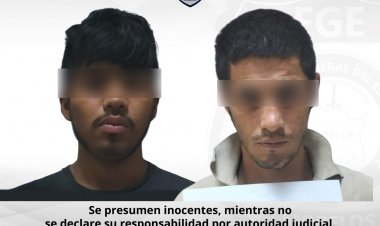 Cayeron tras robarse, arma  en mano, un auto en Zapata