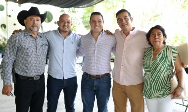 Presidentes de Consejo y Delegados de Jiutepec reciben constancia de mayoría